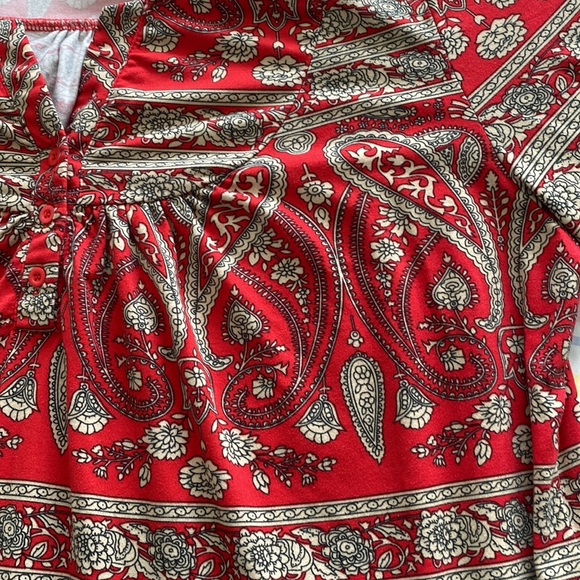 NWOT Red Paisley Handkerchief Tunic - Picture 4 of 5